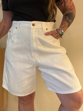 Vintage 80s Chic White High Rise Denim Shorts 16/18 Plus Size